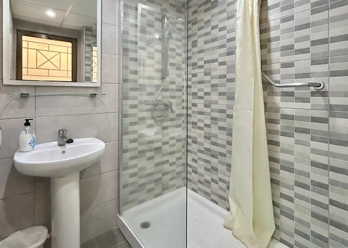 Studio In Castle Harbour With Pool Viewc001 Apartamento Los Cristianos (Tenerife)